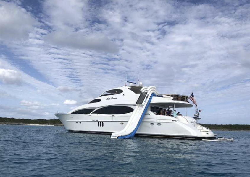 112-ft-westpost-mega-yacht